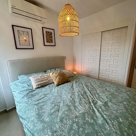 Torre Y Mar Penthouse With Seaviews Apartamento Torrevieja