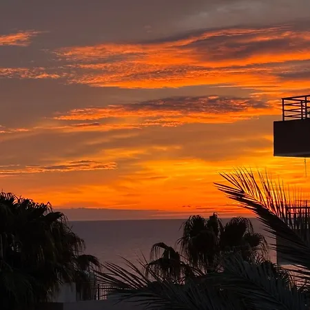 Torre Y Mar Penthouse With Seaviews アパート *