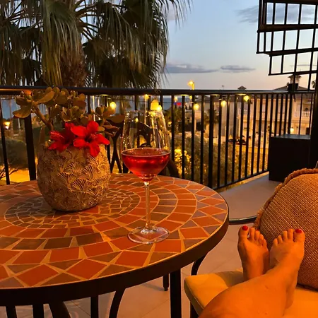 Torre Y Mar Penthouse With Seaviews アパート トレビエハ