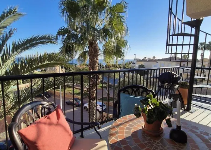 Torre Y Mar Penthouse With Seaviews شقة