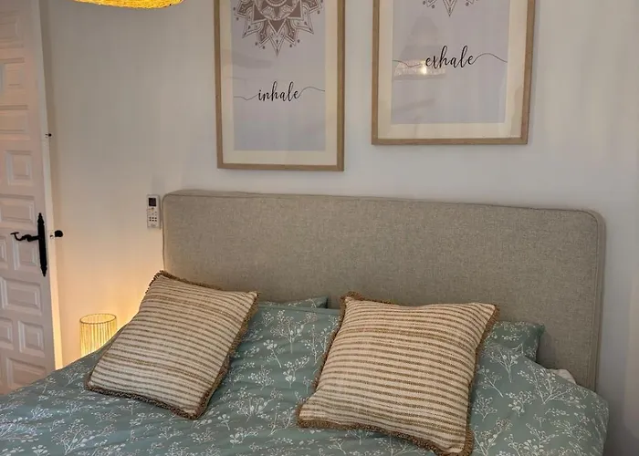 Torre Y Mar Penthouse With Seaviews تورّيفيِخا