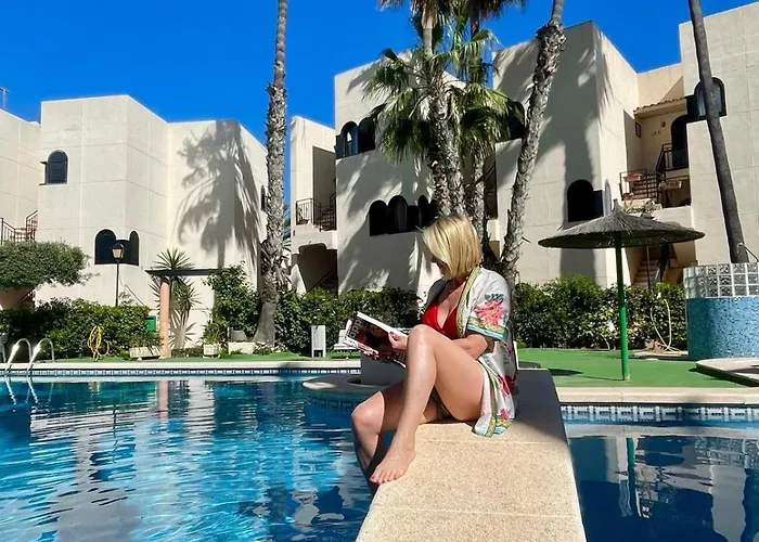 Torre Y Mar Penthouse With Seaviews شقة